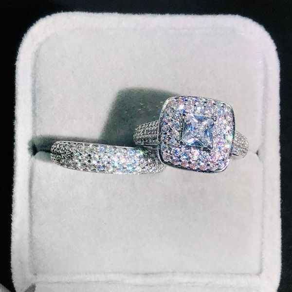 wedding rings gorgeous ring set for women iced out two tone dazzling female engagement fashion jewelry wholesale r709, Slivery;golden
wedding rings gorgeous ring set for women iced out two tone dazzling female engagement fashion jewelry wholesale r709, Slivery;golden
