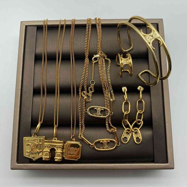 design jewelry celli saijia's 20-year new pig nose triumphal arch series fashion versatile star net red same necklace female, Black
design jewelry celli saijia's 20-year new pig nose triumphal arch series fashion versatile star net red same necklace female, Black
