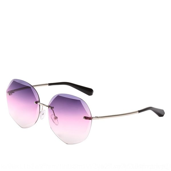 l5l6 from 2021 outdoor factory female polygonal crystal trimming round eyeglass cycling face thin star crystal sunglasses net red sunglasses, White;black
l5l6 from 2021 outdoor factory female polygonal crystal trimming round eyeglass cycling face thin star crystal sunglasses net red sunglasses, White;black