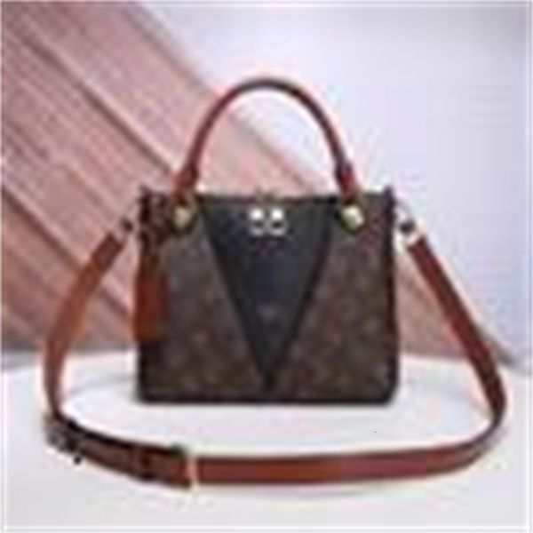 libobo6_1 8d37 m43966 backpacks handbags iconic handles shoulder bags totes cross body bag clutches evening oxidized leather business, Red;black
libobo6_1 8d37 m43966 backpacks handbags iconic handles shoulder bags totes cross body bag clutches evening oxidized leather business, Red;black