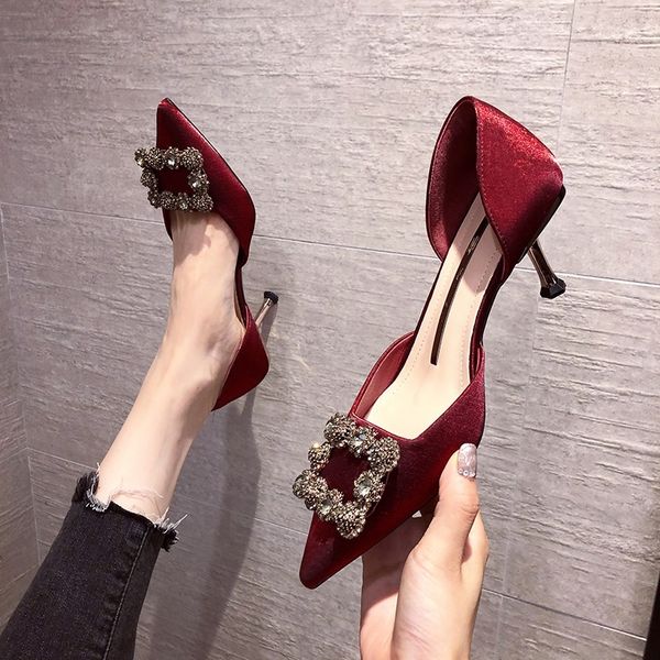 sandals 2021 summer rhinestone all-match stiletto sandals pointed toe square buckle bridal wedding banquet shoes women, Black
sandals 2021 summer rhinestone all-match stiletto sandals pointed toe square buckle bridal wedding banquet shoes women, Black