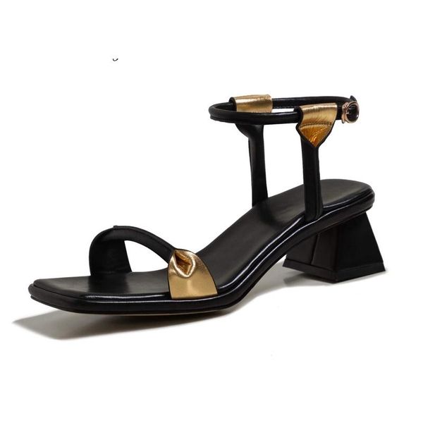 genuine leather square toe strange style med heels peep high fashion buckle straps sandals women shoes l77, Black
genuine leather square toe strange style med heels peep high fashion buckle straps sandals women shoes l77, Black