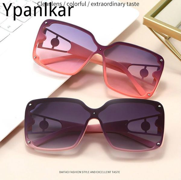 classic sunglasses women vintage oversized gradient sun glasses shades female luxury designer uv400 sunglass, White;black
classic sunglasses women vintage oversized gradient sun glasses shades female luxury designer uv400 sunglass, White;black