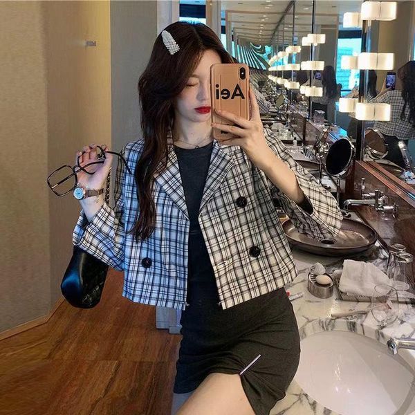 suit collar plaid shirt ladies spring and autumn 2021 korean style design short coat casual fashion women's jackets, Black;brown
suit collar plaid shirt ladies spring and autumn 2021 korean style design short coat casual fashion women's jackets, Black;brown