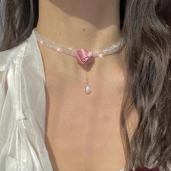 chokers 2021 handmade clear crystal flower pendant necklace water drop tassel choker jewelry, Golden;silver
chokers 2021 handmade clear crystal flower pendant necklace water drop tassel choker jewelry, Golden;silver