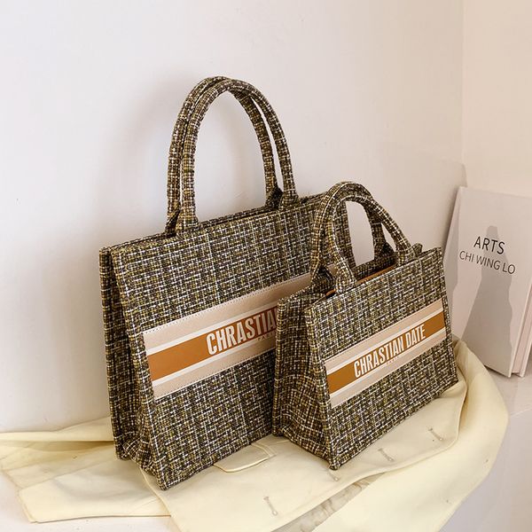 70% off factory store large capacity summer new small shoulder bag simple portable tote bag
70% off factory store large capacity summer new small shoulder bag simple portable tote bag