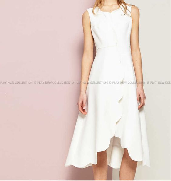 luxury evening dress spring / summer 2021 white sleevels petal short front and long back small, Black;gray
luxury evening dress spring / summer 2021 white sleevels petal short front and long back small, Black;gray
