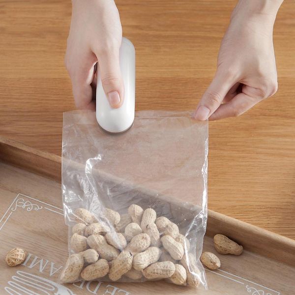 bag clips 1pc portable household mini heat sealing machine ceramic impulse seal packing capper plastic
bag clips 1pc portable household mini heat sealing machine ceramic impulse seal packing capper plastic