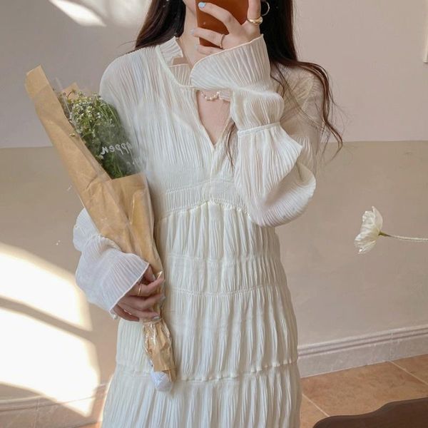 casual dresses korean autumn and winter french super fairy temperament pleated chiffon dress + two-piece set with suspender skirt inside, Black;gray
casual dresses korean autumn and winter french super fairy temperament pleated chiffon dress + two-piece set with suspender skirt inside, Black;gray
