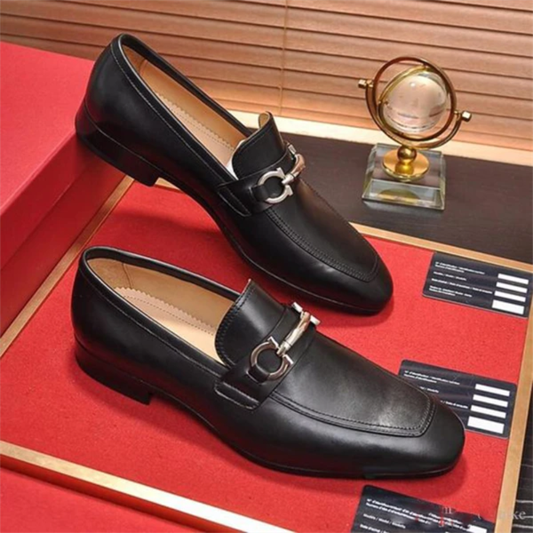 mens handmade classic matte black pu high-quality metal decoration loafers fashion trend all-match business casual shoes 1kb029
mens handmade classic matte black pu high-quality metal decoration loafers fashion trend all-match business casual shoes 1kb029