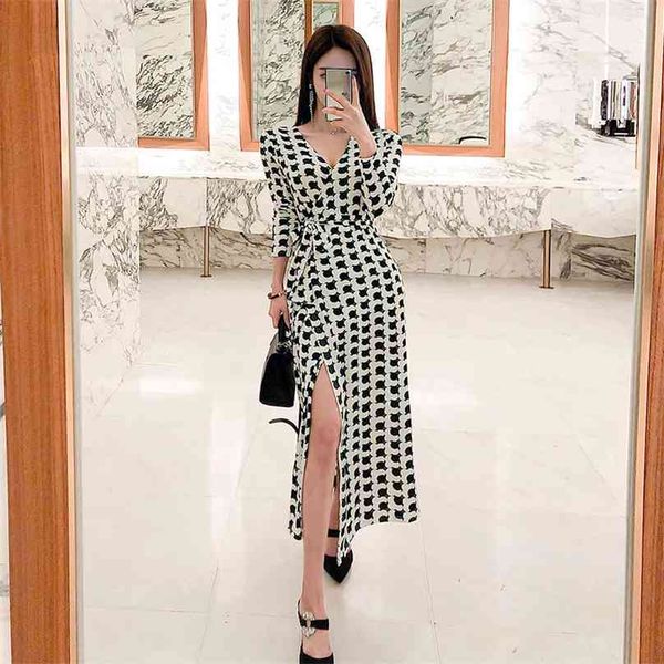 elegant print for women summer half sleeve v neck polyester laides korea office wrapp maxi long dresses 210602, Black;gray
elegant print for women summer half sleeve v neck polyester laides korea office wrapp maxi long dresses 210602, Black;gray