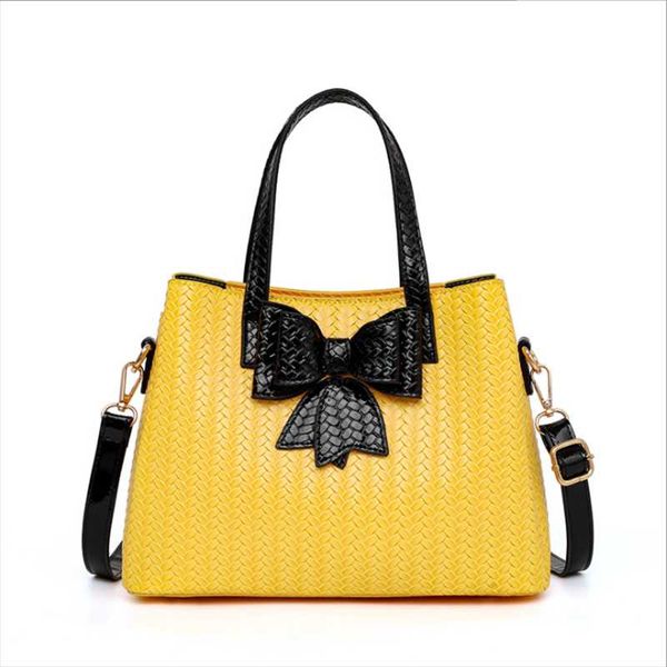 evening bags women's bag 2021 summer pu portable one shoulder slanting european and american fashion
evening bags women's bag 2021 summer pu portable one shoulder slanting european and american fashion