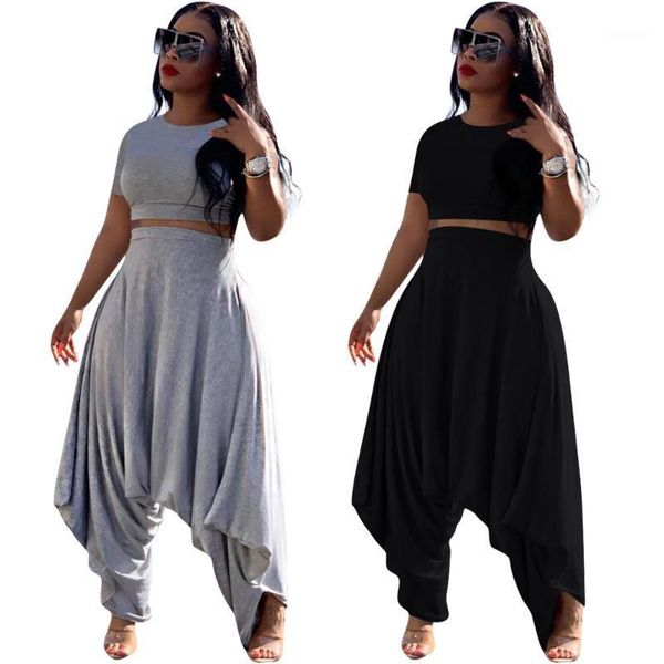 black/gray two piece set crop and long harem pants summer casual short sleeve 2 women solid color outfits women's tracksuits
black/gray two piece set crop and long harem pants summer casual short sleeve 2 women solid color outfits women's tracksuits