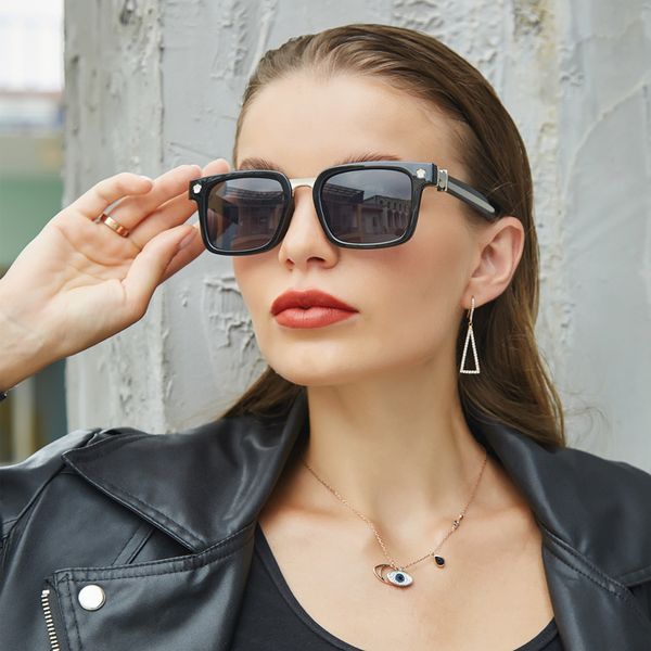 viper glassesnew box women's fashion personalized men's sunglasses, White;black
viper glassesnew box women's fashion personalized men's sunglasses, White;black