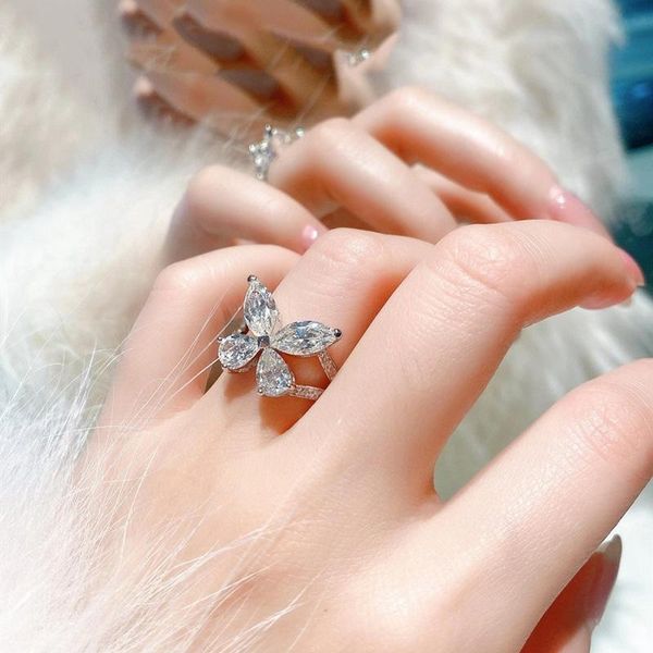cluster rings kofsac fashion shiny zircon water droplets butterfly women 925 sterling silver jewelry romantic girl valentine's day gift, Golden;silver
cluster rings kofsac fashion shiny zircon water droplets butterfly women 925 sterling silver jewelry romantic girl valentine's day gift, Golden;silver