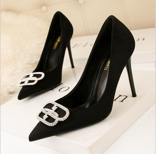 party pumps women high heels shoes 2020 casual rhinestones ladies shoes pointed toe crystal pumps plus size fashion pumps, Black
party pumps women high heels shoes 2020 casual rhinestones ladies shoes pointed toe crystal pumps plus size fashion pumps, Black