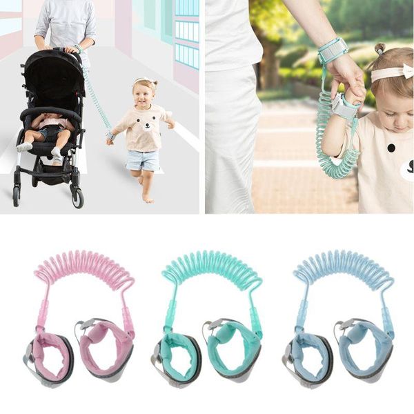 outdoor travel children's anti-lost belt, traction rope, children's hand anti-lost bracelet 
outdoor travel children's anti-lost belt, traction rope, children's hand anti-lost bracelet