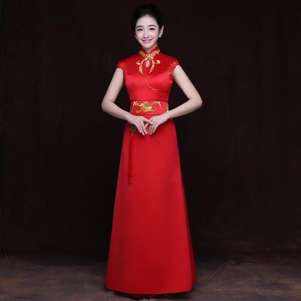 elegant slim qipao chinese traditional female rayon long gown dress mandarin collar vintage embroidery red cheongsam vestidos ethnic clothin
elegant slim qipao chinese traditional female rayon long gown dress mandarin collar vintage embroidery red cheongsam vestidos ethnic clothin