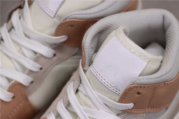 high version jumpman 1 1s mid milan khaki stitching basketball shoes genuine leather running sports mens women sneakers with boxzbja
high version jumpman 1 1s mid milan khaki stitching basketball shoes genuine leather running sports mens women sneakers with boxzbja