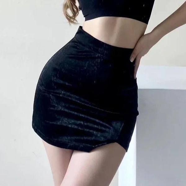 skirts 2021 spring summer women club black leather skirt elegance high waist bag hip zipper party vintage mini short
skirts 2021 spring summer women club black leather skirt elegance high waist bag hip zipper party vintage mini short
