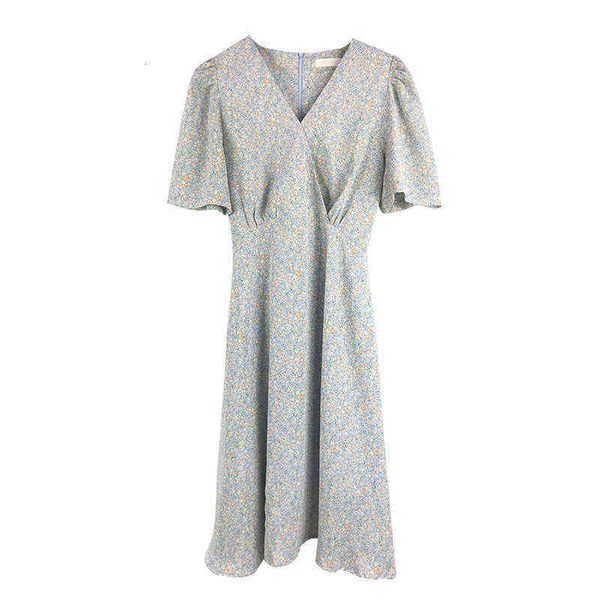 summer meral 2021 korean v-neck floral dress, Black;gray
summer meral 2021 korean v-neck floral dress, Black;gray