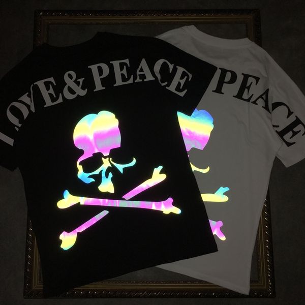 2021 summer 3m reflective skull print bat t-shirt men and women personality loose short sleeve tee, White;black
2021 summer 3m reflective skull print bat t-shirt men and women personality loose short sleeve tee, White;black
