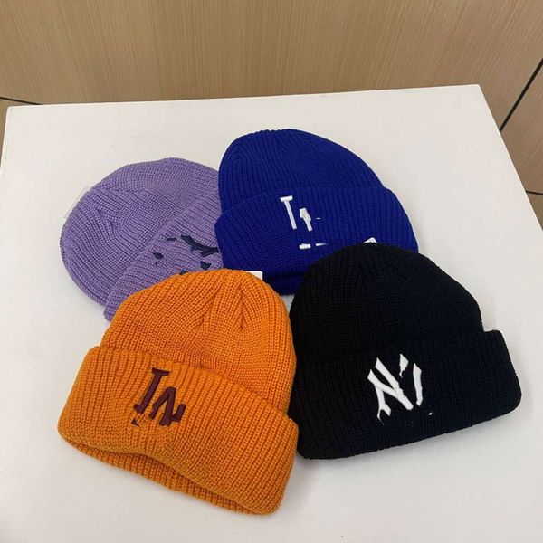 hat autumn and winter tide versatile embroidered wool la candy knitted men's pullover warm cold, Blue;gray
hat autumn and winter tide versatile embroidered wool la candy knitted men's pullover warm cold, Blue;gray