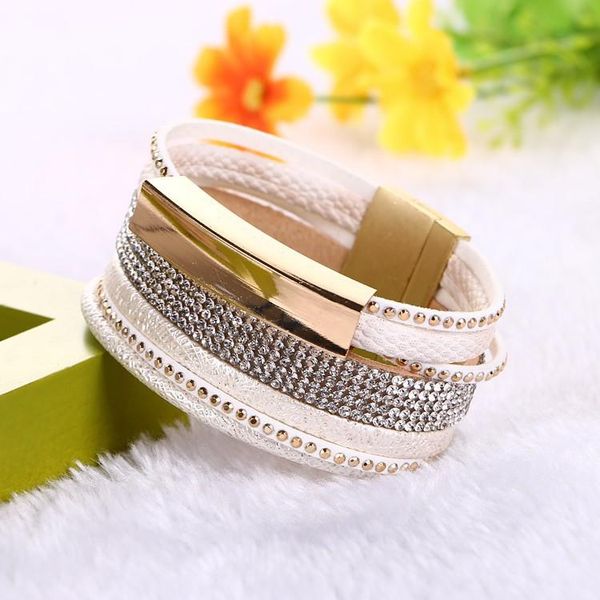 charm bracelets geometric metal velvet leather magnetic buckle multilayer rhinestone bracelet women pulseras, Golden;silver
charm bracelets geometric metal velvet leather magnetic buckle multilayer rhinestone bracelet women pulseras, Golden;silver