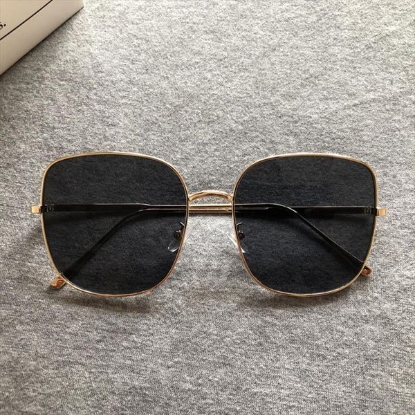gm brand men sunglasses classic big frame square sun glasses gentle design fashion women alloy driving bling, White;black
gm brand men sunglasses classic big frame square sun glasses gentle design fashion women alloy driving bling, White;black