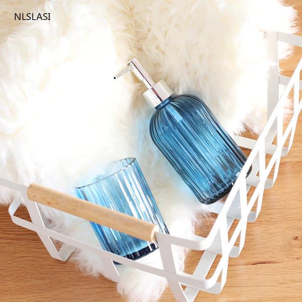 bath accessory set three-piece bathroom set, supplies, mouthwash cup, toothbrush cup light luxury minimalist style
bath accessory set three-piece bathroom set, supplies, mouthwash cup, toothbrush cup light luxury minimalist style