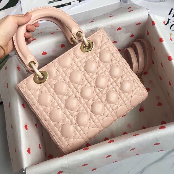 2020 new classic lady messenger bag leather matte fashion fashion princess bag luxury lady shoulder bag chain lady handbag wallet 20417
2020 new classic lady messenger bag leather matte fashion fashion princess bag luxury lady shoulder bag chain lady handbag wallet 20417