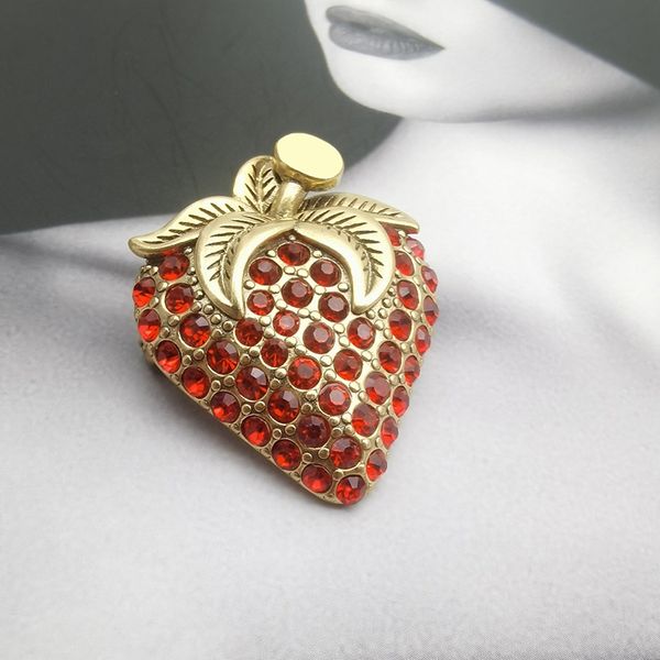 designer luxury womens stud earrings diamond gold earrings fruits classic ear men earring jewelry fashion ear rings 2203082d, Golden;silver
designer luxury womens stud earrings diamond gold earrings fruits classic ear men earring jewelry fashion ear rings 2203082d, Golden;silver
