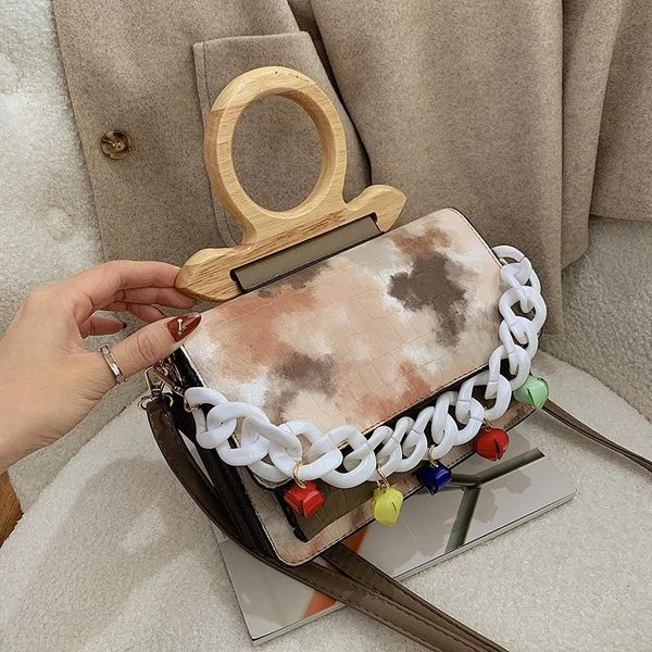 shoulder bags retro fashion wooden handle handbag 2021 stone pattern women's designer luxury acrylic chain messenger
shoulder bags retro fashion wooden handle handbag 2021 stone pattern women's designer luxury acrylic chain messenger