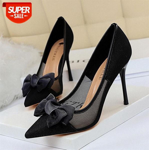 1853-3 european and american nightclubs are thin mesh hollow women's shoes stiletto high heels shallow mouth pointed bow single #hf5m 
1853-3 european and american nightclubs are thin mesh hollow women's shoes stiletto high heels shallow mouth pointed bow single #hf5m