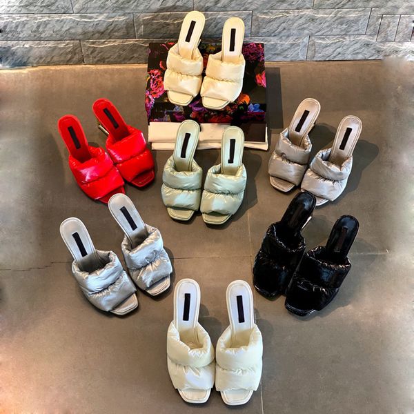patent down cloth slippers latest fashion metal special-shaped heel one piece women's slipper leather sole high-end comfortable designe, Black
patent down cloth slippers latest fashion metal special-shaped heel one piece women's slipper leather sole high-end comfortable designe, Black