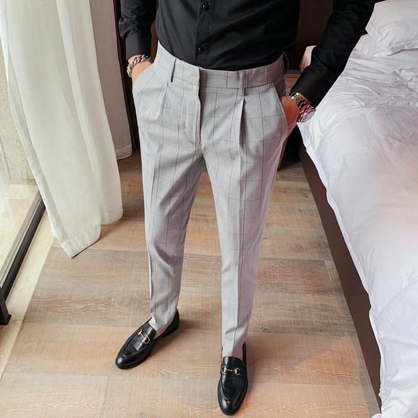 british style quality gentlemen slim fit casual plaid pants men clothes 2021 all match business formal wear office trousers 36 men's su, White;black
british style quality gentlemen slim fit casual plaid pants men clothes 2021 all match business formal wear office trousers 36 men's su, White;black