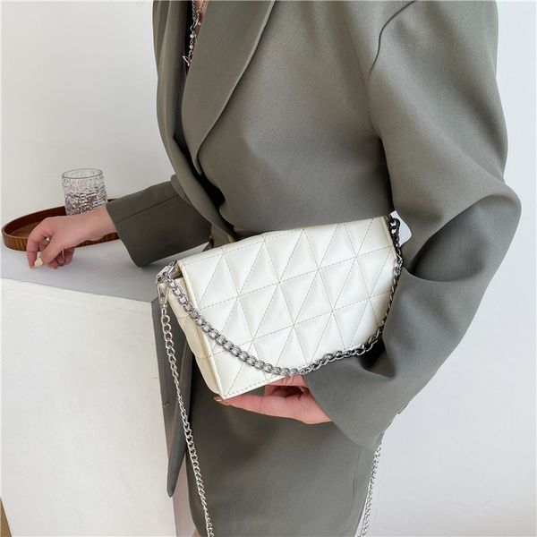 new chain women shoulder bags ladies handbag branded womens design clutch bags 2021 quilted fashion shoulder purses and handbag
new chain women shoulder bags ladies handbag branded womens design clutch bags 2021 quilted fashion shoulder purses and handbag