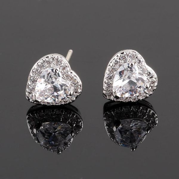 love grade crystal zircon earrings korean style simple 925 silver needle girls red/blue/green/white stud, Golden;silver
love grade crystal zircon earrings korean style simple 925 silver needle girls red/blue/green/white stud, Golden;silver