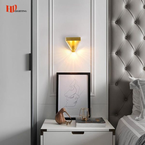 creative triangle crystal wall lamp for home led loft aisle corridor night light sonces lighting fixtures indoor lightin
creative triangle crystal wall lamp for home led loft aisle corridor night light sonces lighting fixtures indoor lightin
