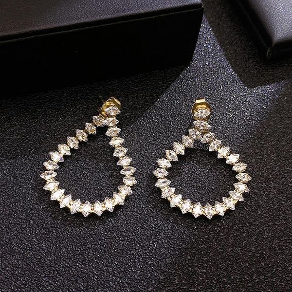 dangle & chandelier design 14k real gold crystal rear hanging type drop earrings for women jewelry s925 silver needle shiny zircon
dangle & chandelier design 14k real gold crystal rear hanging type drop earrings for women jewelry s925 silver needle shiny zircon