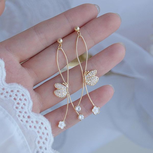 stud ins long style butterfly earrings elegant flower inlaid zircon stainless ringen feminia jewelry pendant accessories, Golden;silver
stud ins long style butterfly earrings elegant flower inlaid zircon stainless ringen feminia jewelry pendant accessories, Golden;silver