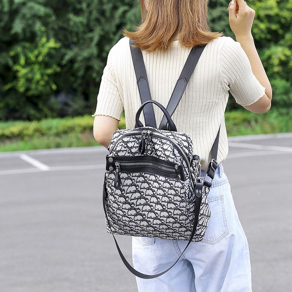 designer double shoulder new fashion versatile women's backpack old flower small square bag multi-purpose soft leather simple handbags
designer double shoulder new fashion versatile women's backpack old flower small square bag multi-purpose soft leather simple handbags