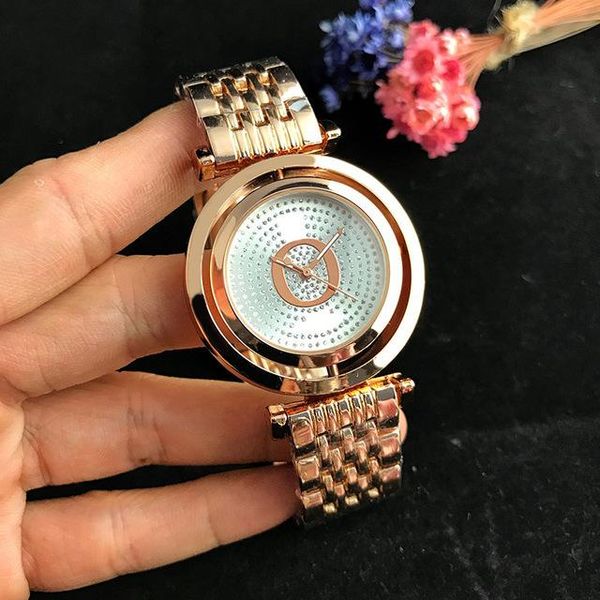Stainless Steel Men's And Women's Couples Quartz Watches Fashion Luxury Jewelry Gift Temperament Exquisite Original Copy Wristwatches, Slivery;brown
Stainless Steel Men's And Women's Couples Quartz Watches Fashion Luxury Jewelry Gift Temperament Exquisite Original Copy Wristwatches, Slivery;brown