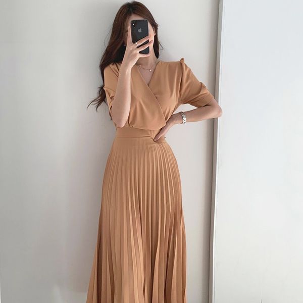 women elegant summer v-neck high waist slim office lady casual a-line pleated bandge dress vestidos 210515, Black;gray
women elegant summer v-neck high waist slim office lady casual a-line pleated bandge dress vestidos 210515, Black;gray