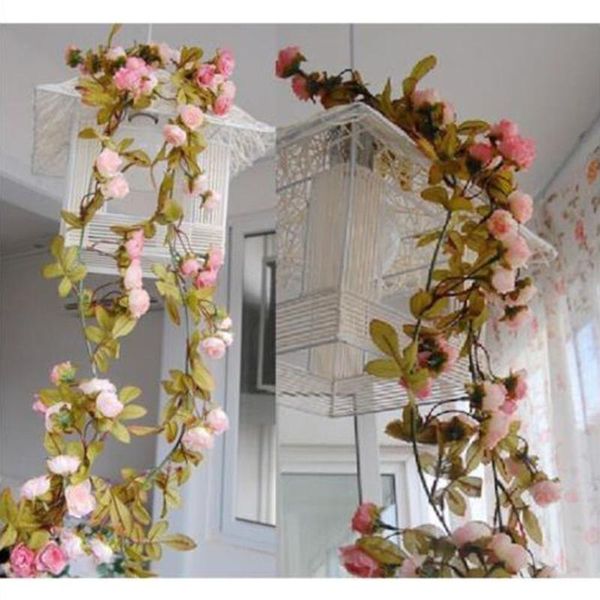 2.2m 42heads fake silk roses ivy vine artificial flowers with green leaves for home wedding decoration hanging garland decor decorative & wr 
2.2m 42heads fake silk roses ivy vine artificial flowers with green leaves for home wedding decoration hanging garland decor decorative & wr