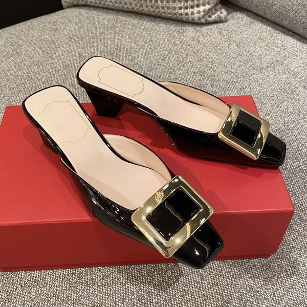 2021 designer women shoes biki love leather mules elegant ladies footwear classic square buckle half slippers, Black
2021 designer women shoes biki love leather mules elegant ladies footwear classic square buckle half slippers, Black