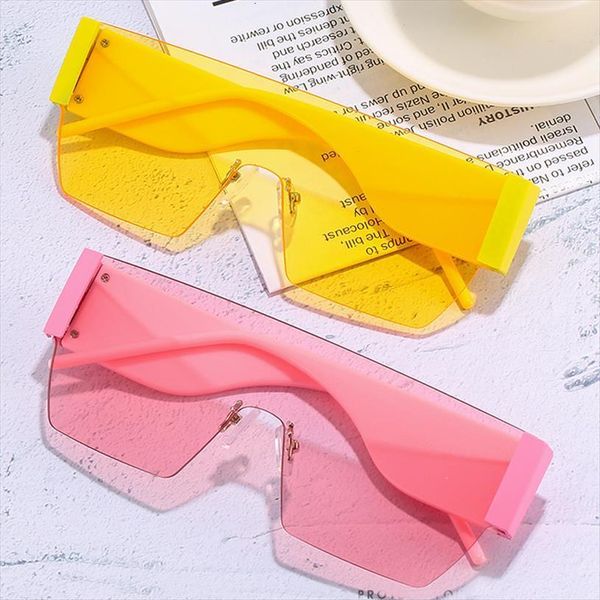 rimless one piece suare sunglasses for women fashion brand candy color sun glasses men vintage oversized shades pink yellow, White;black
rimless one piece suare sunglasses for women fashion brand candy color sun glasses men vintage oversized shades pink yellow, White;black