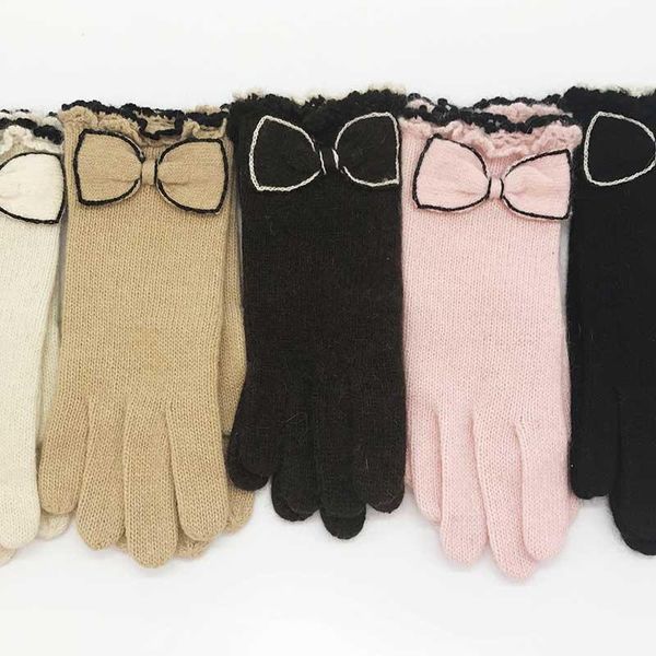 fingerless gloves korean version of the cute ladies winter thick warm cashmere personality non-slip wear-resistant knitted, Blue;gray
fingerless gloves korean version of the cute ladies winter thick warm cashmere personality non-slip wear-resistant knitted, Blue;gray