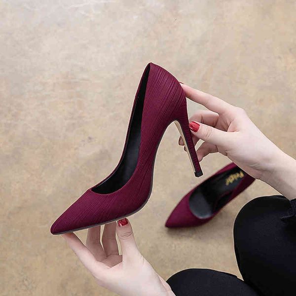 sandals 2021spring small stilettos pointed toe shallow mouth stretch cloth single banquet large size bridal shoes women, Black
sandals 2021spring small stilettos pointed toe shallow mouth stretch cloth single banquet large size bridal shoes women, Black