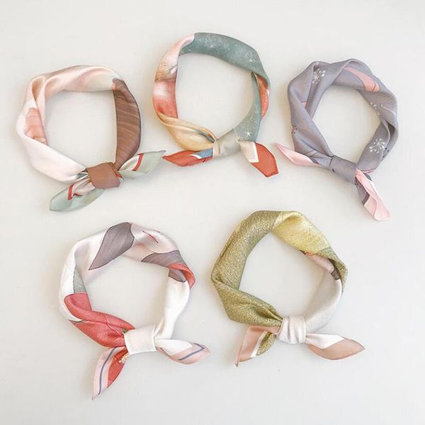 oil painting square scarf hair tie band neck silk satin kerchief bag scarfs small vintage women scarves neckerchief, Blue;gray
oil painting square scarf hair tie band neck silk satin kerchief bag scarfs small vintage women scarves neckerchief, Blue;gray